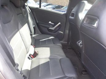 Mercedes-Benz CLA 1.3 CLA180 AMG Line (Premium Plus 2) Shooting Brake 7G-DCT Euro 