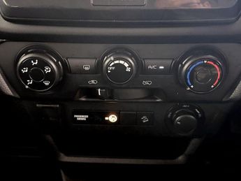 Isuzu D-Max 1.9 TD Utility 4WD Euro 6 (s/s) 4dr