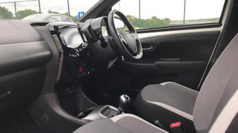 Toyota AYGO 1.0 VVT-i x-trend x-shift Euro 6 5dr (Safety Sense)