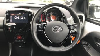 Toyota AYGO 1.0 VVT-i x-trend x-shift Euro 6 5dr (Safety Sense)