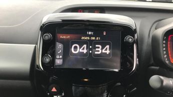 Toyota AYGO 1.0 VVT-i x-trend x-shift Euro 6 5dr (Safety Sense)