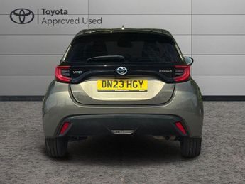 Toyota Yaris 1.5 VVT-h Design E-CVT Euro 6 (s/s) 5dr