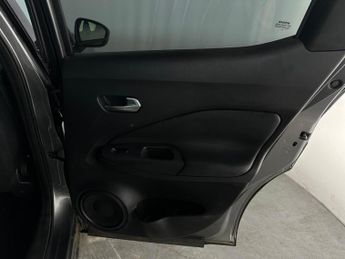 Nissan Juke 1.0 DIG-T N-Connecta Euro 6 (s/s) 5dr
