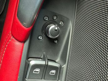 Audi TTS 2.0 TFSI Coupe 3dr Petrol S Tronic quattro Euro 6 (s/s) (310 ps)