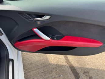 Audi TTS 2.0 TFSI Coupe 3dr Petrol S Tronic quattro Euro 6 (s/s) (310 ps)