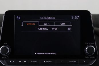 Nissan Qashqai 1.3 DIG-T MHEV Acenta Premium Euro 6 (s/s) 5dr