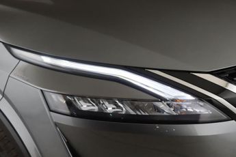 Nissan Qashqai 1.3 DIG-T MHEV Acenta Premium Euro 6 (s/s) 5dr