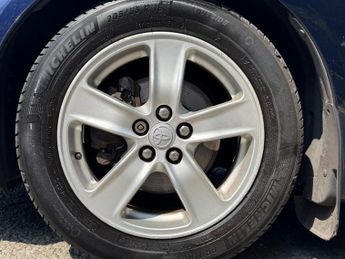 Toyota Avensis 1.8 VVT-i T3-X 5dr