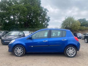 Renault Clio 1.2 TCe 16v Dynamique 5dr