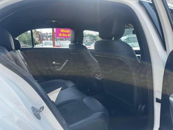 Mercedes-Benz A Class 1.5 A180d Sport (Executive) 7G-DCT Euro 6 (s/s) 5dr