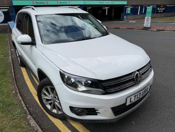 Volkswagen Tiguan 2.0 TDI BlueMotion Tech SE 4WD Euro 5 (s/s) 5dr