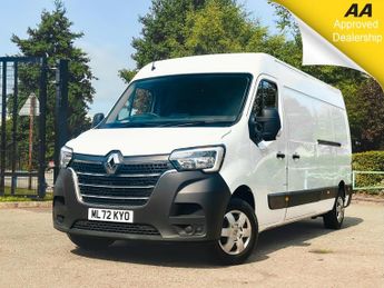 Renault Master 2.3 dCi 35 Business+ FWD LWB Medium Roof Euro 6 4dr
