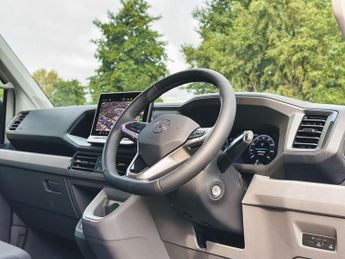 Volkswagen Crafter 2.0 TDI CR35 Commerce Plus Auto FWD MWB High Roof Euro 6 (s/s) 5