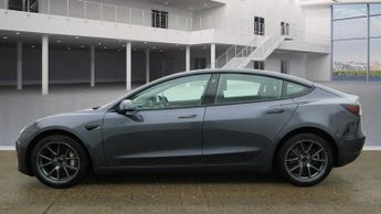 Tesla Model 3 (Dual Motor) Long Range Auto 4WDE 4dr