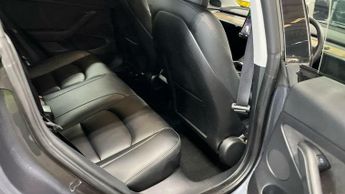 Tesla Model 3 (Dual Motor) Long Range Auto 4WDE 4dr