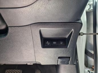 Toyota Yaris 1.5 VVT-h Icon Tech E-CVT Euro 6 (s/s) 5dr