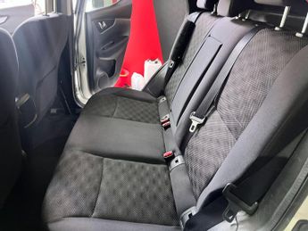 Nissan Qashqai 1.6 dCi n-tec+ XTRON 2WD Euro 6 (s/s) 5dr