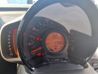 Toyota AYGO 1.0 VVT-i x-style x-shift Euro 6 5dr