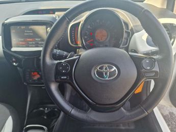 Toyota AYGO 1.0 VVT-i x-style x-shift Euro 6 5dr