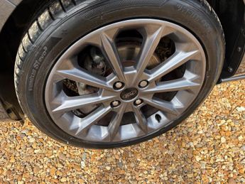 Ford Fiesta 1.0T EcoBoost Vignale Auto Euro 6 (s/s) 5dr