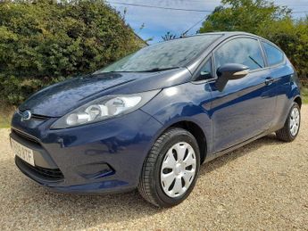Ford Fiesta 1.6 TDCi ECOnetic DPF Hatchback 3dr Diesel Manual (98 g/km, 94 b