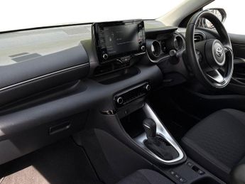 Toyota Yaris 1.5 VVT-h Design E-CVT Euro 6 (s/s) 5dr