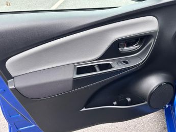 Toyota Yaris 1.5 VVT-h Icon Tech E-CVT Euro 6 (s/s) 5dr