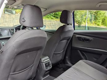 SEAT Leon 1.6 TDI SE Dynamic Technology DSG Euro 6 (s/s) 5dr