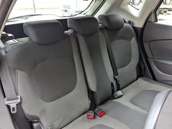 Renault Captur 1.5 dCi ENERGY Dynamique Nav Auto Euro 6 (s/s) 5dr