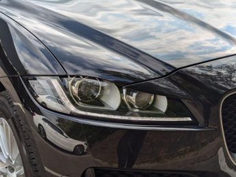 Jaguar F-PACE 2.0 D180 R-Sport Auto AWD Euro 6 (s/s) 5dr
