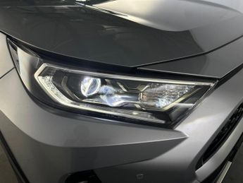 Toyota RAV4 2.5 VVT 18.1kWh Dynamic CVT 4WD Euro 6 (s/s) 5dr