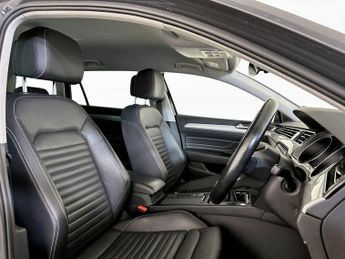 Volkswagen Passat 2.0 TDI EVO SEL Euro 6 (s/s) 5dr