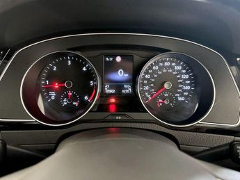 Volkswagen Passat 2.0 TDI EVO SEL Euro 6 (s/s) 5dr