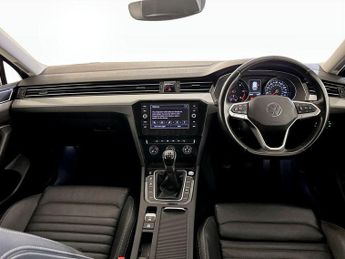 Volkswagen Passat 2.0 TDI EVO SEL Euro 6 (s/s) 5dr