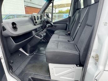 Mercedes-Benz Sprinter 2.0 315 CDI Progressive RWD L3 Euro 6 (s/s) 2dr