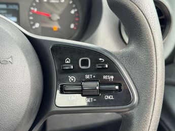 Mercedes-Benz Sprinter 2.0 315 CDI Progressive RWD L3 Euro 6 (s/s) 2dr