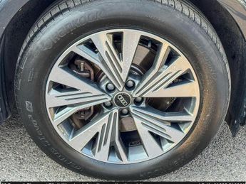 AUDI Q4 E-TRON 40 Sport SUV 5dr Electric Auto 82kWh (204 ps)