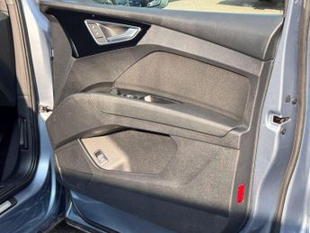 Audi Q4 e-tron 40 Sport Auto 5dr 82kWh