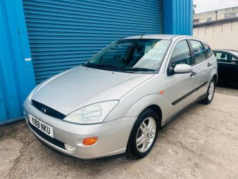 Ford Focus 1.6i 16v Zetec 5dr