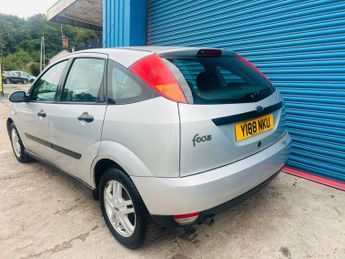 Ford Focus 1.6i 16v Zetec 5dr