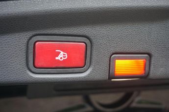 Mercedes-Benz E Class 2.0 E220d AMG Line Cabriolet G-Tronic+ Euro 6 (s/s) 2dr