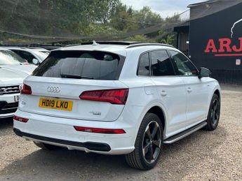 Audi Q5 2.0 TDI 40 Black Edition S Tronic quattro Euro 6 (s/s) 5dr