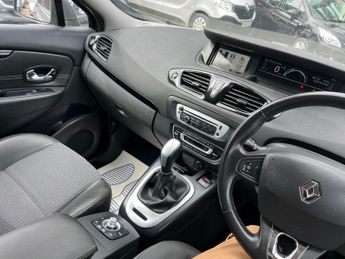 Renault Scenic 1.5 dCi Dynamique TomTom EDC Euro 5 5dr