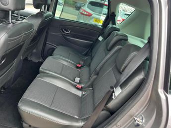 Renault Scenic 1.5 dCi Dynamique TomTom EDC Euro 5 5dr