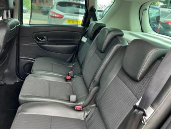Renault Scenic 1.5 dCi Dynamique TomTom EDC Euro 5 5dr