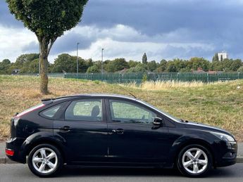 Ford Focus 1.6 Zetec 5dr