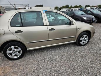 Skoda Fabia 1.4 16V Elegance 5dr