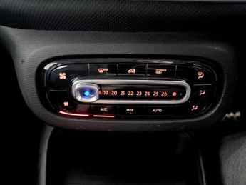 Smart forfour 17.6kWh Pulse Premium Auto 5dr (22kW Charger)