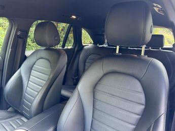 Mercedes-Benz GLC 2.0 GLC220d AMG Line (Premium) G-Tronic+ 4MATIC Euro 6 (s/s) 5dr