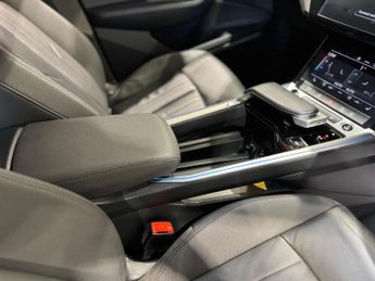 Audi e-tron 50 Technik Auto quattro 5dr 71.2kWh